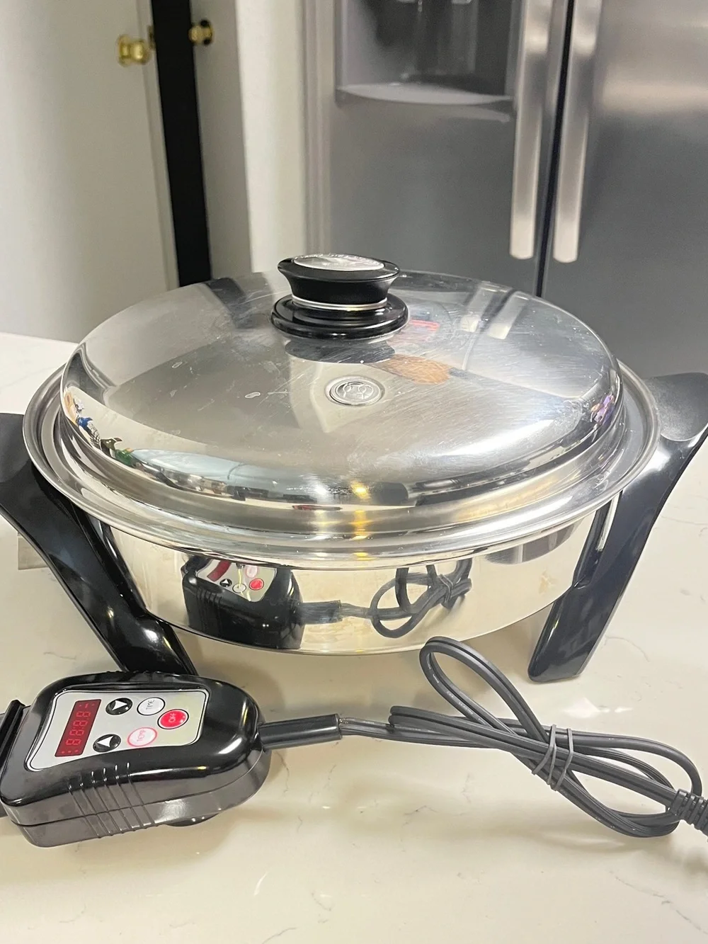 Saladmaster 12” Oil Core Electric Skillet, model SA012OCU,